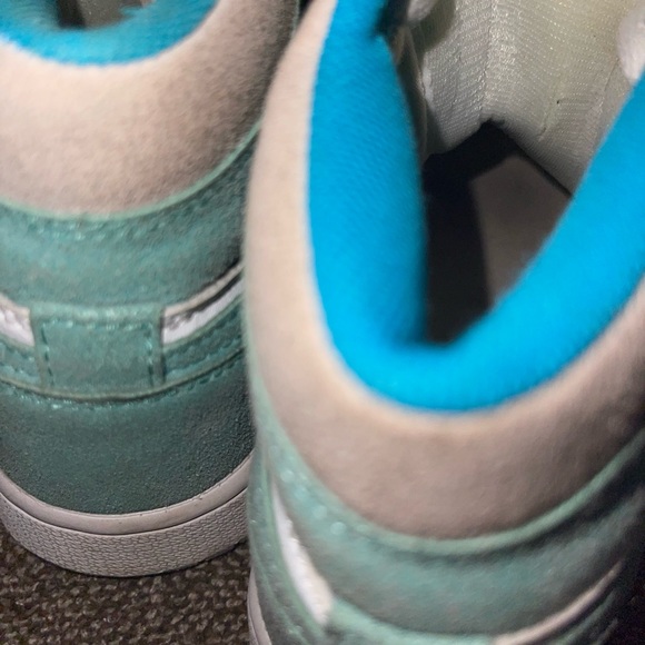 Air Jordan 1 Retro OG High Turbo Green - Size 5.5 - excellent preown - Picture 12 of 16